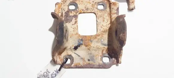 Audi A4 S4 B5 8D Engine mounting bracket