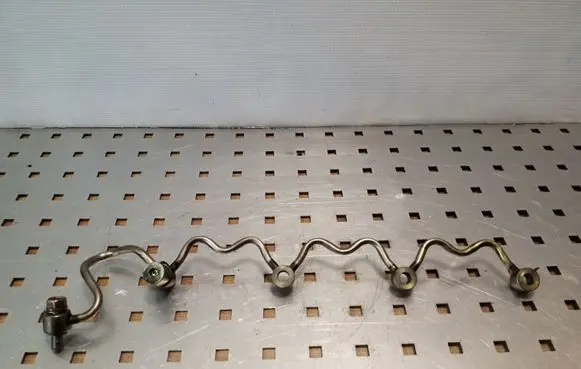 Toyota Previa (XR30, XR40) II Fuel return line/hose 