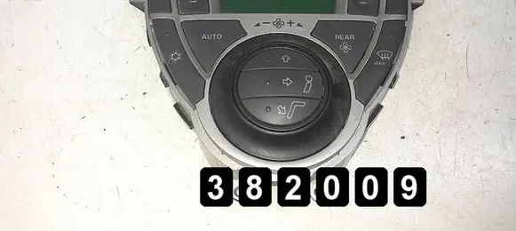 Peugeot 807 Climate control unit 14874990