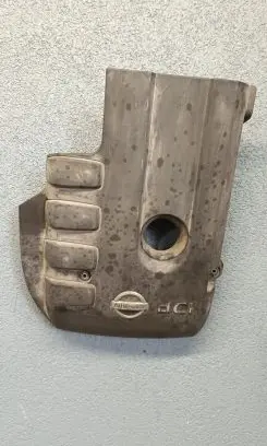 Nissan Navara D40 Engine cover (trim) 6896294