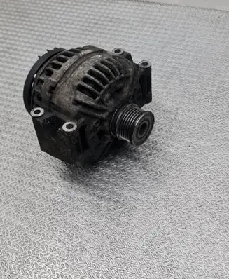 Mercedes-Benz Vito Viano W639 Generator/alternator A0131542102 0124625022