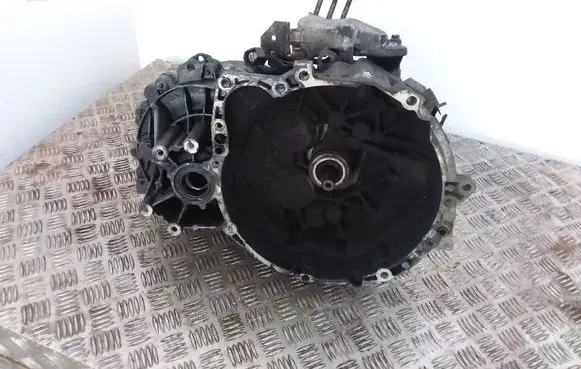 Mitsubishi Space Star Manual 5 speed gearbox