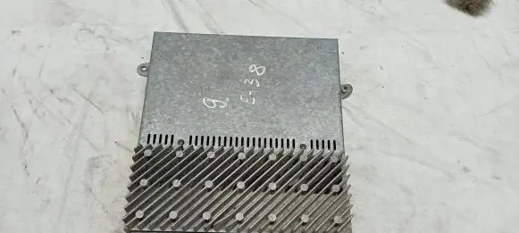 BMW 7 E38 Sound amplifier 8361785