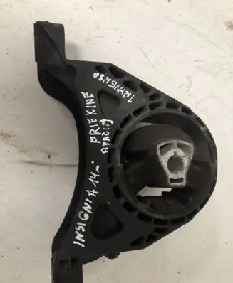 Opel Insignia A Engine mount bracket 13227769