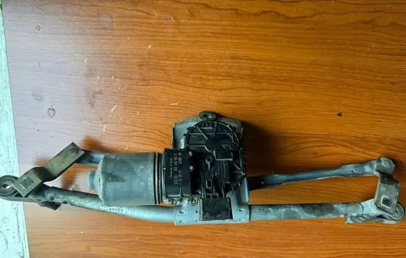Citroen C5 Front wiper linkage and motor 9632671180