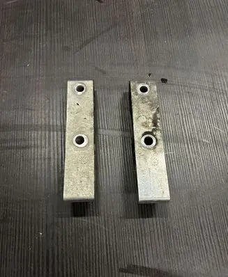 Porsche Cayenne (92A) Sway bar bush bracket, front 7L0411063B