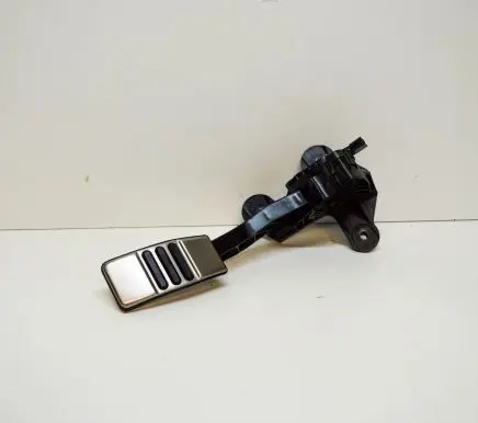 Ford Mustang VI Accelerator throttle pedal CR339F836AB