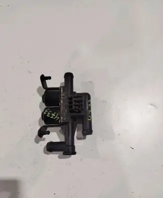 BMW 5 GT F07 Coolant heater control valve 9310349 1147412221