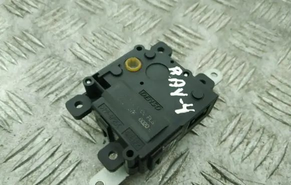 Toyota RAV 4 (XA30) Intake manifold valve actuator/motor 0638000920
