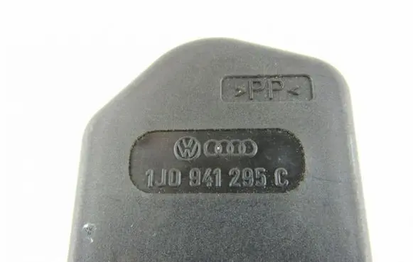 Volkswagen Bora Headlight level adjustment motor 1J0941295C