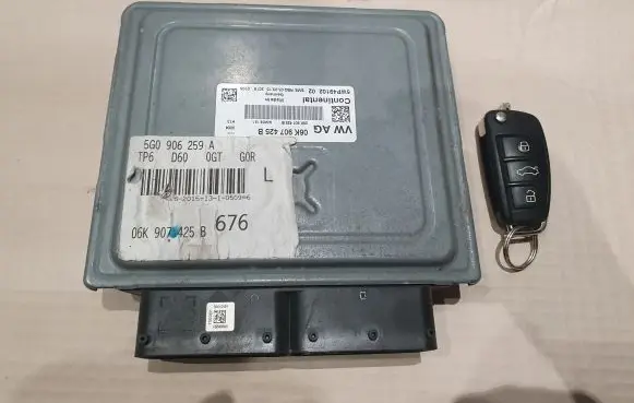 Audi A3 S3 8V Engine control unit/module 06K907425B 5G0906259A 8V0837220E
