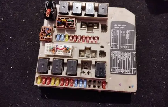 Nissan Note (E11) Fuse box set