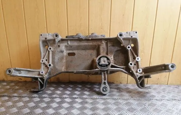 Volkswagen Caddy Front subframe 1K01993696