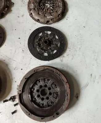 Nissan Qashqai Clutch set kit 425E22VE