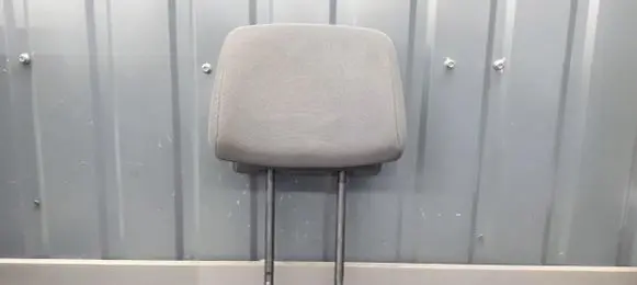 Renault Megane II Front seat headrest 