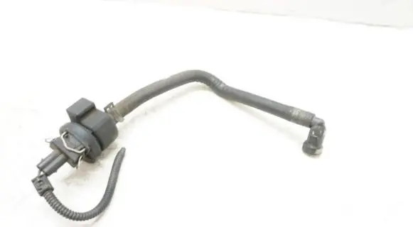 Volkswagen New Beetle Vacuum valve 051133459