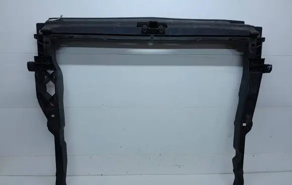 Volkswagen Crafter Radiator support slam panel 7C0805335 7C0805588