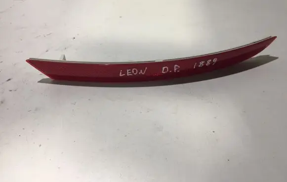 Seat Leon (1P) Rear tail light reflector