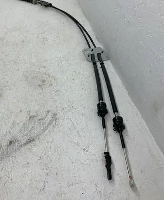 Gear shift cable linkage