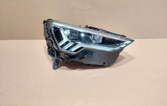 Audi Q3 F3 Headlight/headlamp 83A941034