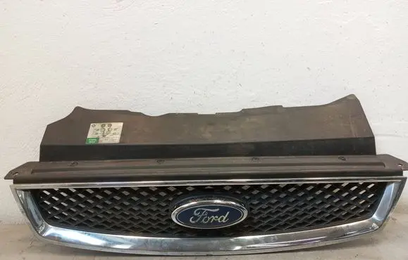 Ford Focus Front grill 4M518138AE 4M518200AJ 4M518200BJ