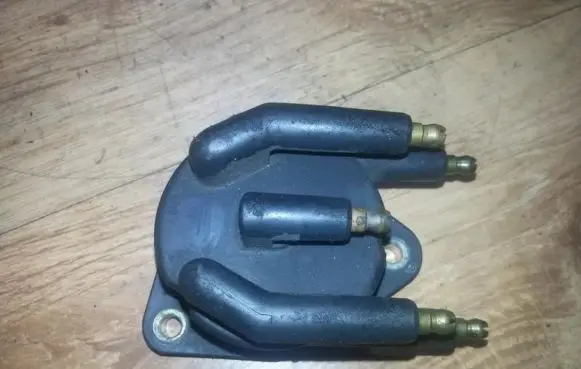 Renault Clio I Spark distributor cap 7700726736