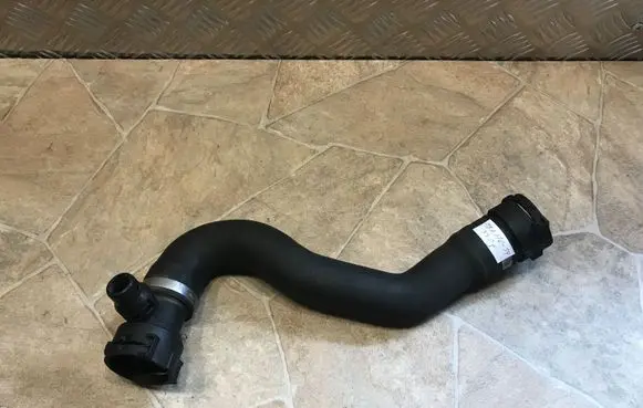 BMW X5 E70 Engine coolant pipe/hose 7808076