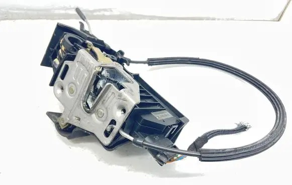 Mercedes-Benz ML W163 Front door lock A1637202735