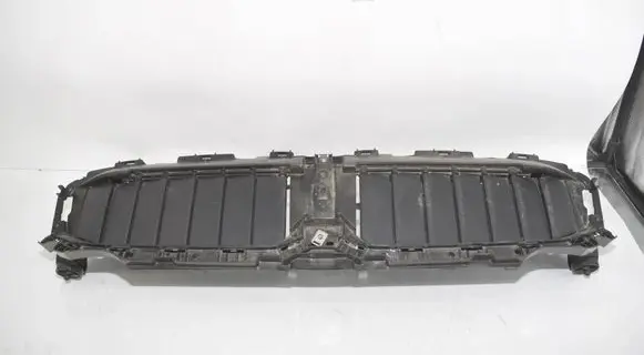 BMW 3 G20 G21 Intercooler air guide/duct channel 5A2DB49 51745A2DB49