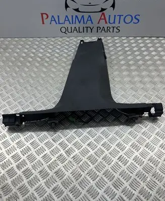 (B) pillar trim (bottom)