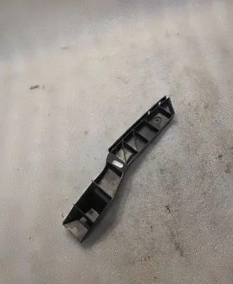 Volkswagen Polo Front bumper mounting bracket
