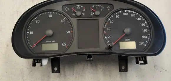 Volkswagen Polo Speedometer (instrument cluster) 6Q0920825F VWZ7Z0H0641852