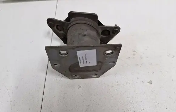 Infiniti M30 Rear shock absorber damper bump stop 