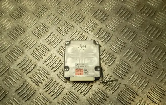 Toyota RAV 4 (XA40) Other control units/modules 8815042021