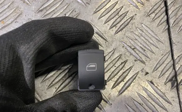 Audi A3 S3 8P Electric window control switch 4f0959855