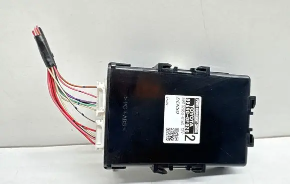 Toyota Verso Engine control unit/module ECU 896900F020 MB1028500160