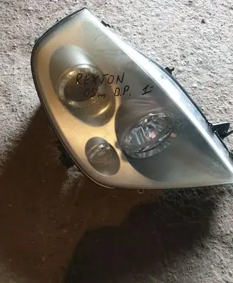 SsangYong Rexton Headlight/headlamp