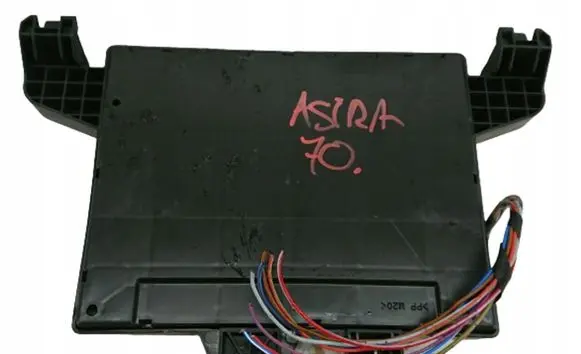 Opel Astra F Gateway control module 133023004car