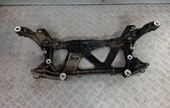 Volkswagen PASSAT B8 Front subframe 3Q0199369E