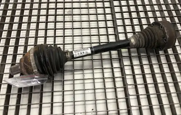 Seat Leon (5F) Front driveshaft 5Q0407271A