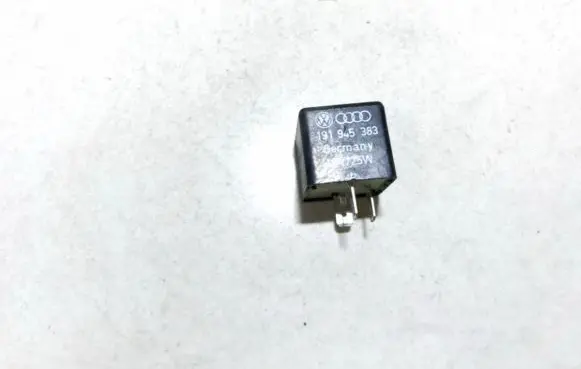 Volkswagen PASSAT B5 Other relay 191945383 899573