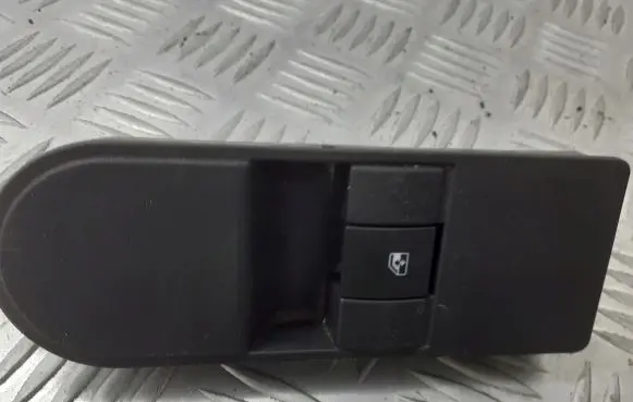 Opel Astra H Quarter vent window switch 13228709