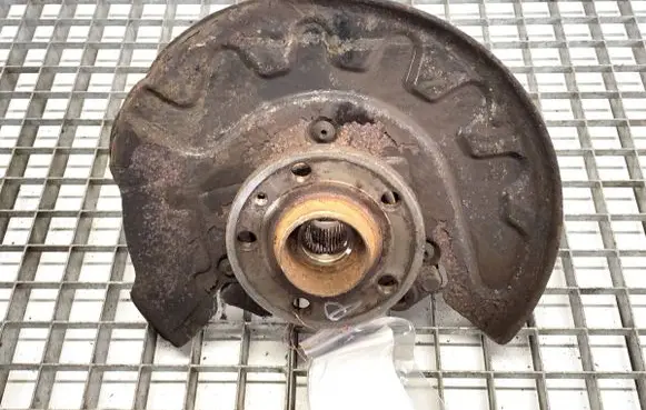 Skoda Rapid (NH) Front wheel hub spindle knuckle