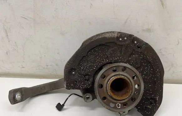 Mercedes-Benz E W213 Front wheel hub A2133309201