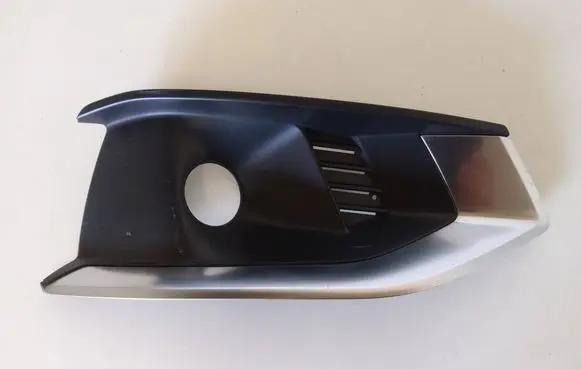 Audi A4 S4 B9 8W Front fog light trim/grill 8W0807682AK