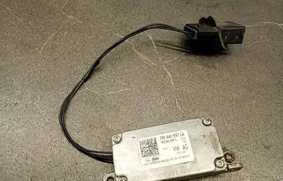 Skoda Octavia Mk4 LED ballast control module 7P5941597CA