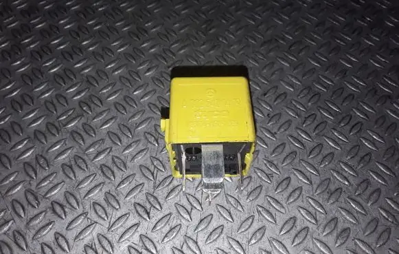 Mercedes-Benz A W169 Other relay 0025421419