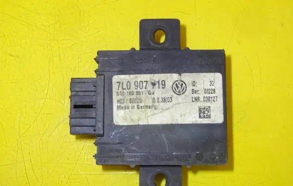 Volkswagen Touareg I Other control units/modules 7L0907719