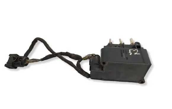 Mercedes-Benz S W221 Air suspension valve block 