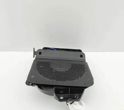 BMW 4 F32 F33 Subwoofer speaker 9210148